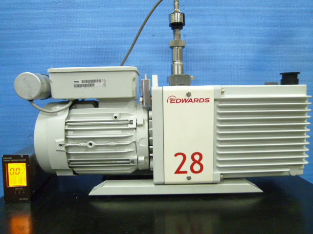 中古 Edwards E2M28 ﾛｰﾀﾘｰﾎﾟﾝﾌﾟ
