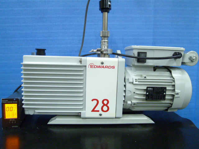 中古 Edwards E2M28 ﾛｰﾀﾘｰﾎﾟﾝﾌﾟ