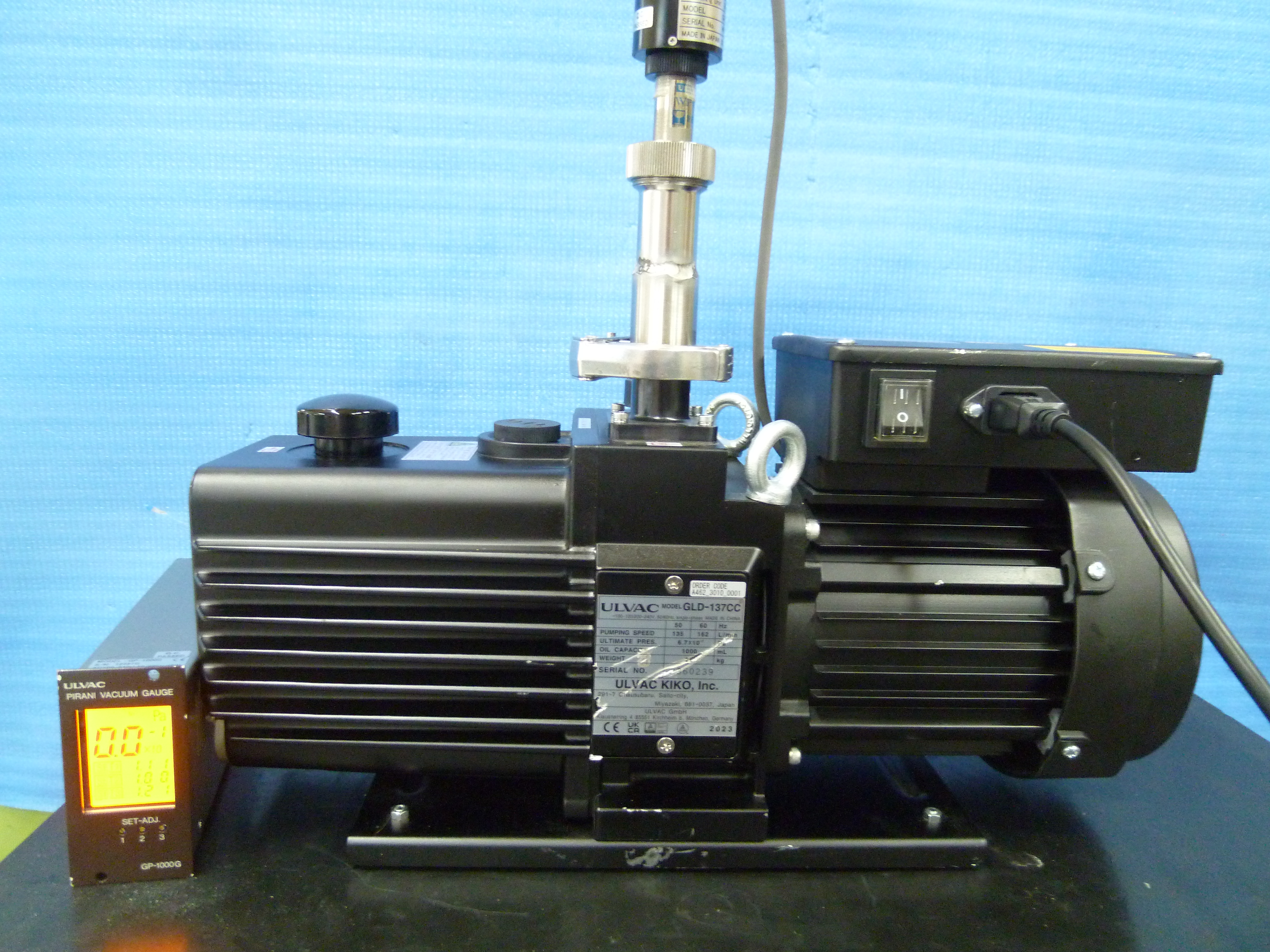 中古ULVAC GLD-137CC ﾛｰﾀﾘｰﾎﾟﾝﾌﾟ