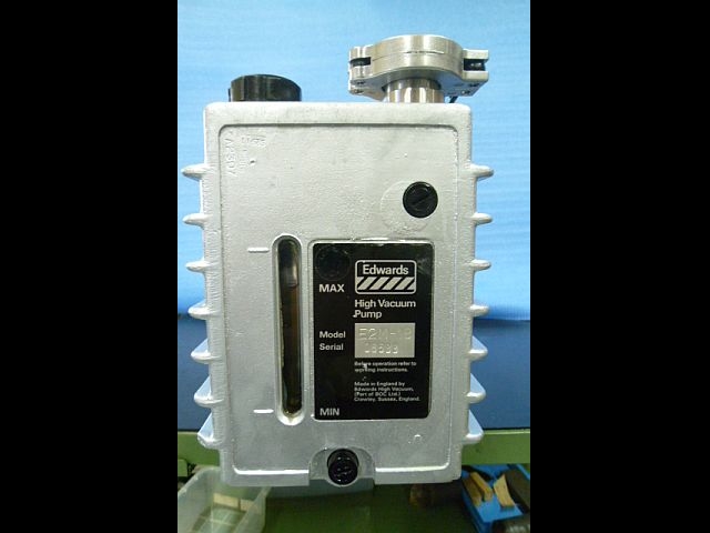 EDWARDS/エドワーズ 小型ロータリーポンプ E2M2 / 200V/通電のみ確認 / 中古品 Edwards E2M2 Dual Stage vacuum pump - Gemini BV