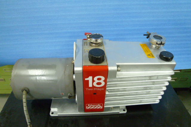 pump24 中古 Edwards ロータリーポンプ E2M18 S/N:06588 エドワーズ